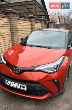 Внедорожник / Кроссовер Toyota C-HR 2019 в Кривом Роге