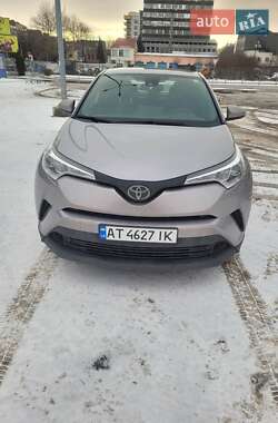 Внедорожник / Кроссовер Toyota C-HR 2019 в Ивано-Франковске