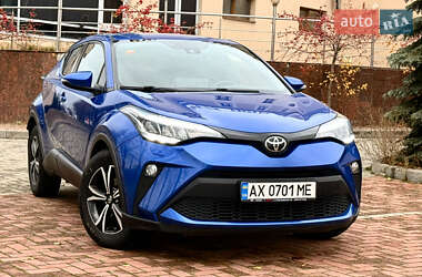Позашляховик / Кросовер Toyota C-HR 2020 в Харкові