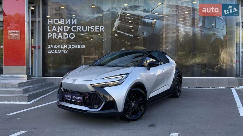 Toyota C-HR 2024 Toyota C-HR 2024