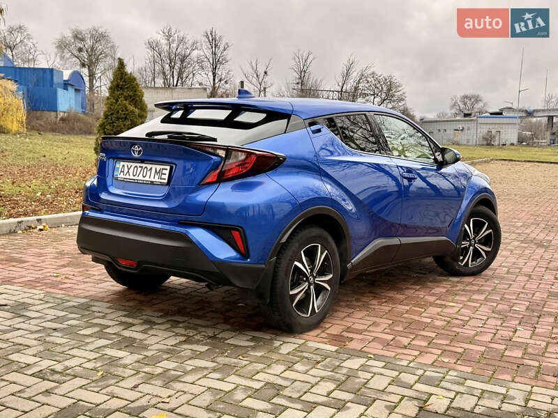 Внедорожник / Кроссовер Toyota C-HR 2020 в Харькове