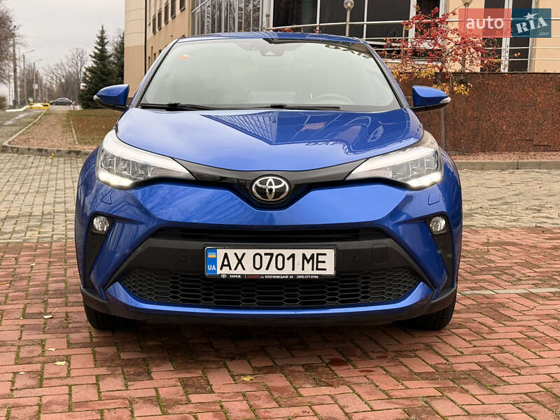 Внедорожник / Кроссовер Toyota C-HR 2020 в Харькове