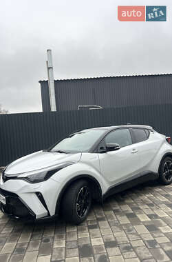 Внедорожник / Кроссовер Toyota C-HR 2021 в Полтаве