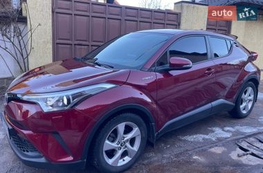 Внедорожник / Кроссовер Toyota C-HR 2018 в Харькове