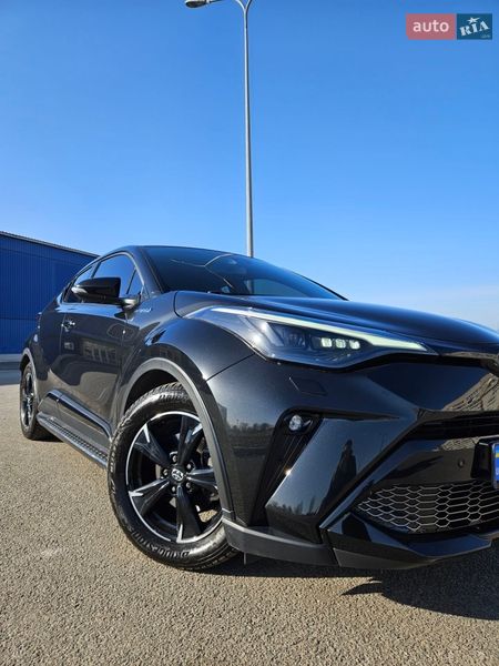 Внедорожник / Кроссовер Toyota C-HR 2021 в Харькове