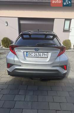 Позашляховик / Кросовер Toyota C-HR 2022 в Долині