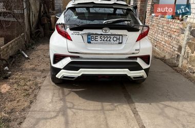 Внедорожник / Кроссовер Toyota C-HR 2018 в Баштанке