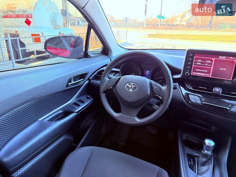 Внедорожник / Кроссовер Toyota C-HR 2020 в Харькове фото 16 Внедорожник / Кроссовер Toyota C-HR 2020 в Харькове