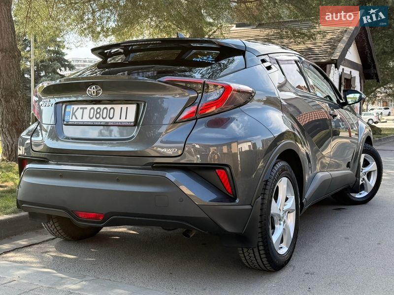 Внедорожник / Кроссовер Toyota C-HR 2018 в Ивано-Франковске