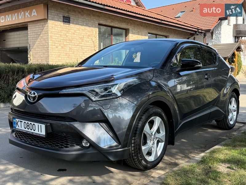 Внедорожник / Кроссовер Toyota C-HR 2018 в Ивано-Франковске