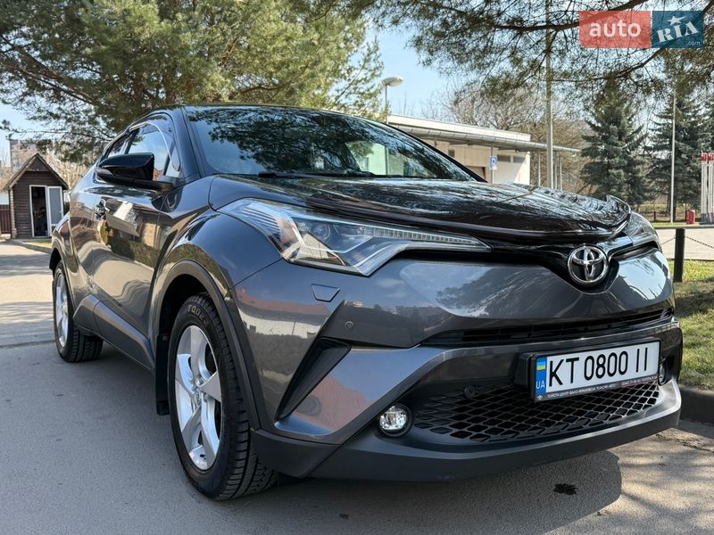 Внедорожник / Кроссовер Toyota C-HR 2018 в Ивано-Франковске