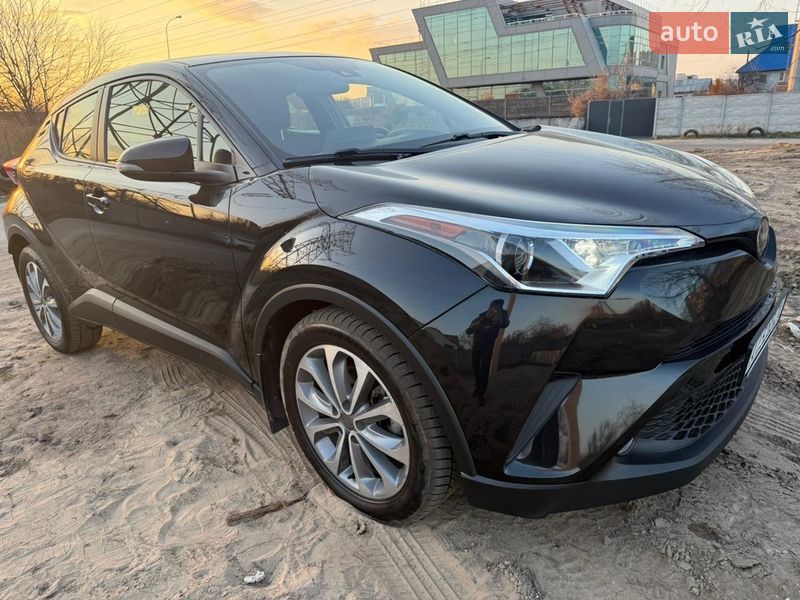 Toyota C-HR 2018 Toyota C-HR 2018