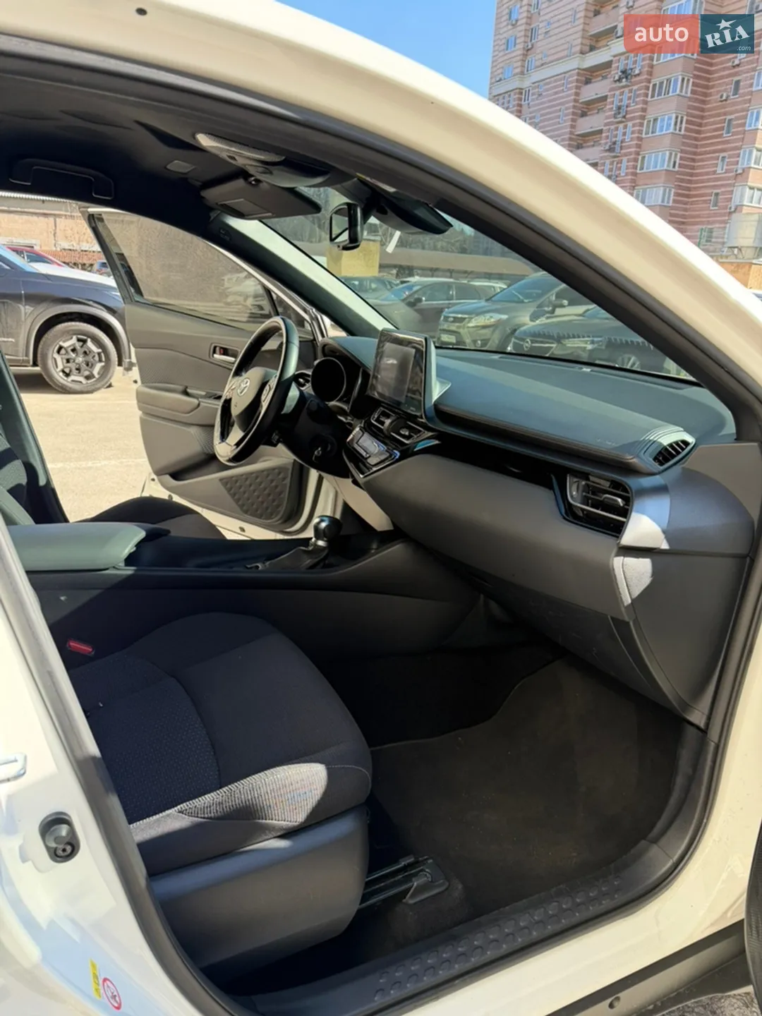 2019 Toyota C-HR - мініатюра 11