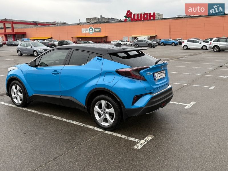 Внедорожник / Кроссовер Toyota C-HR 2019 в Киеве фото 26 Внедорожник / Кроссовер Toyota C-HR 2019 в Киеве