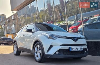 Внедорожник / Кроссовер Toyota C-HR 2018 в Киеве