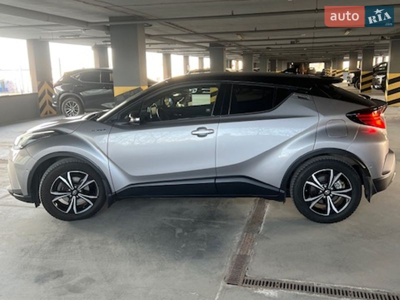 Внедорожник / Кроссовер Toyota C-HR 2020 в Киеве
