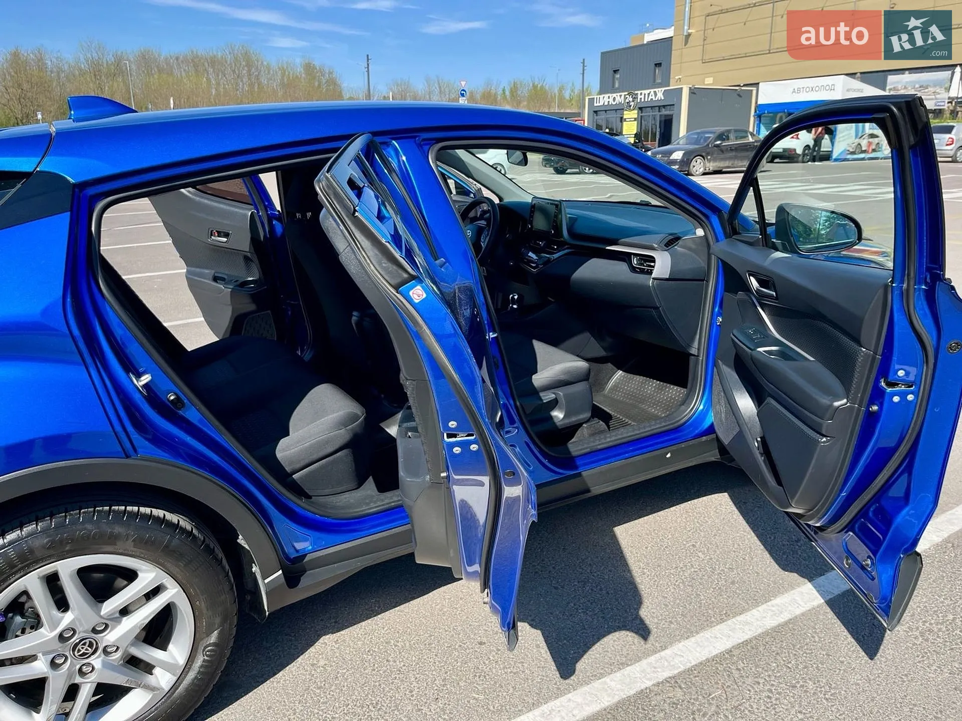 2019 Toyota C-HR - мініатюра 16