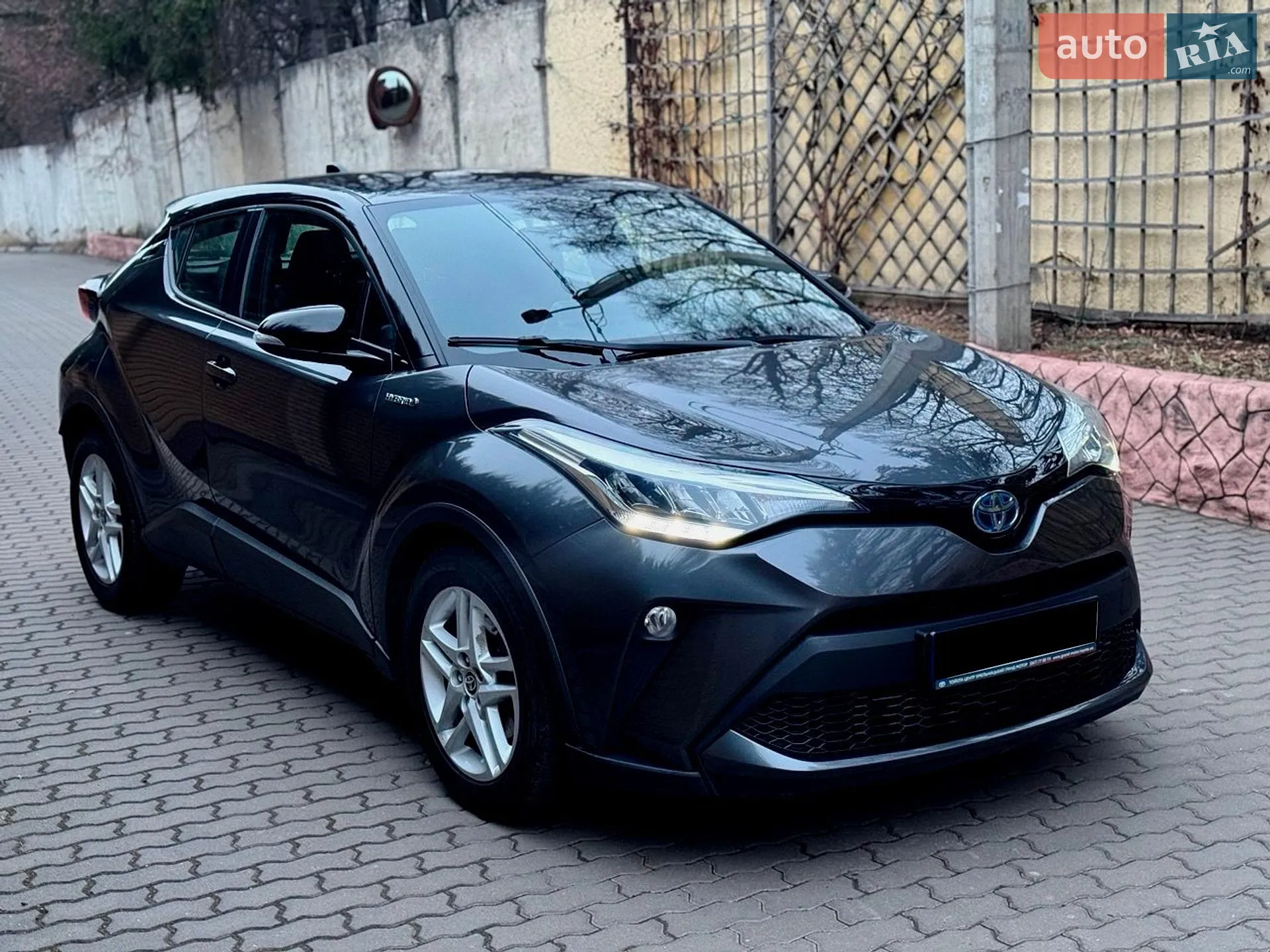 2020 Toyota C-HR - фото 1