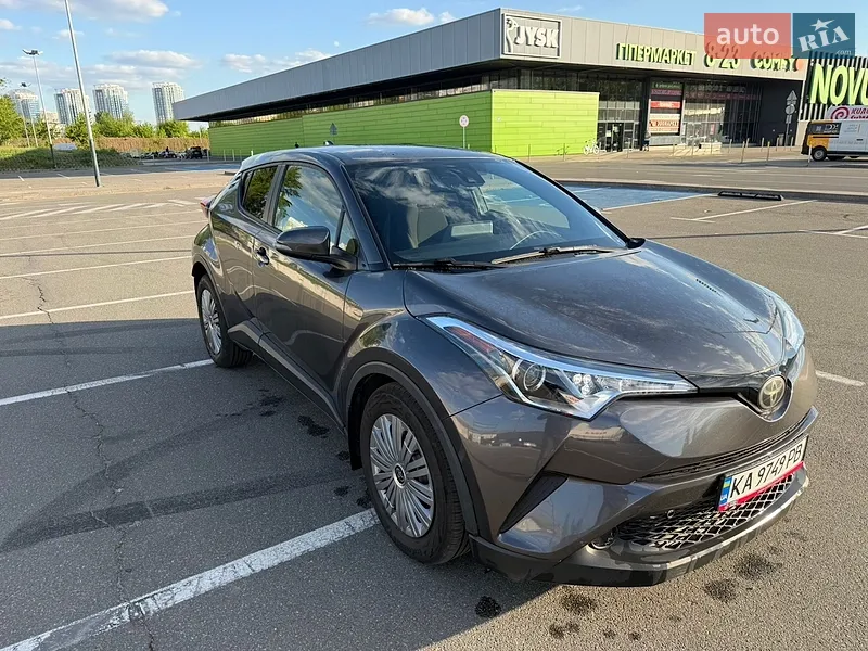 Toyota C-HR