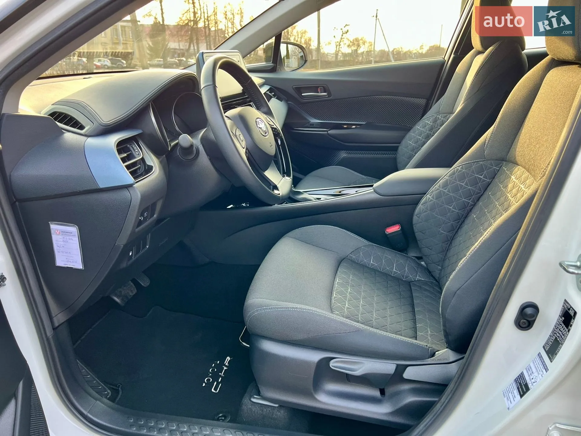 2020 Toyota C-HR - мініатюра 20