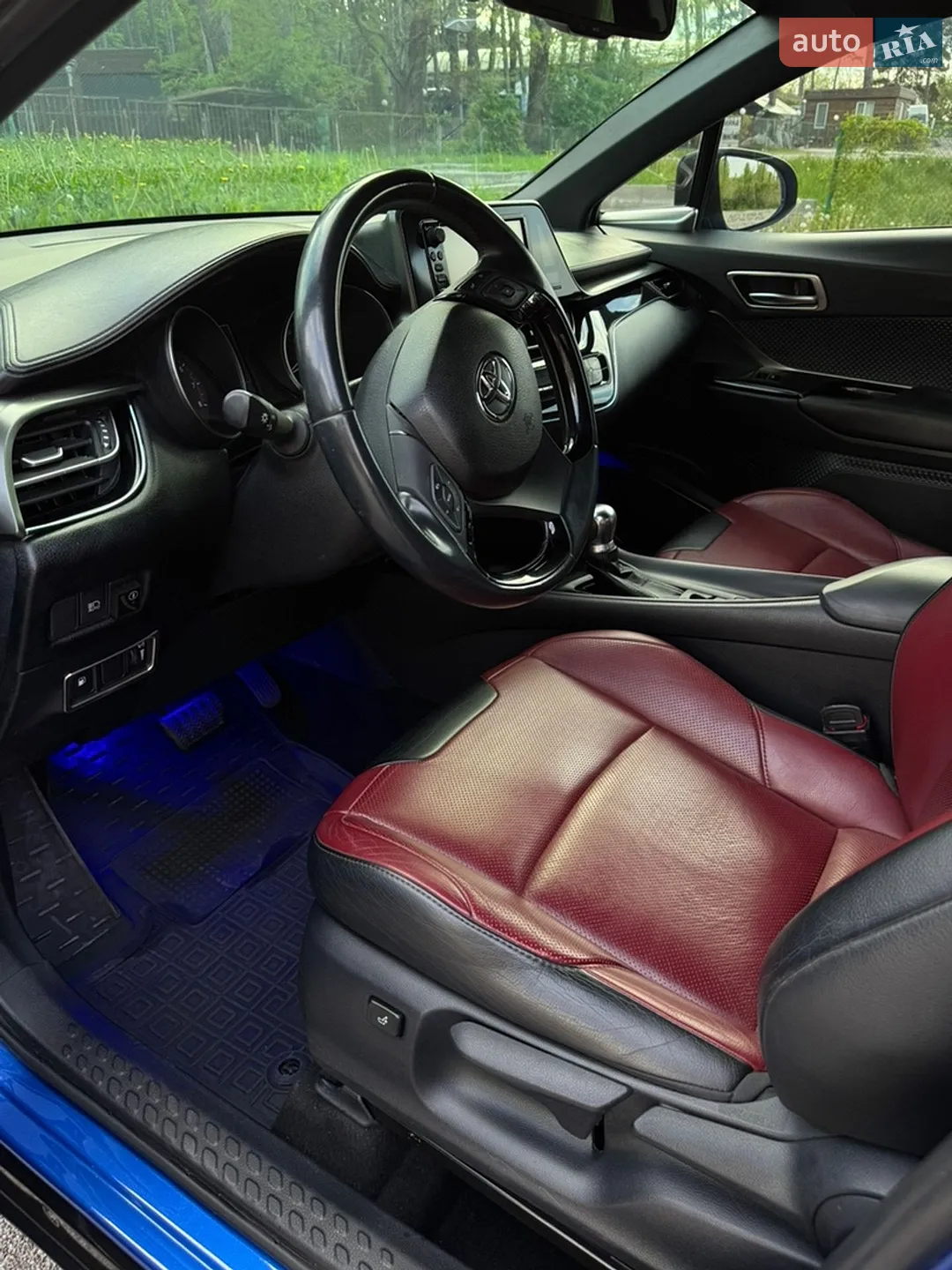 2017 Toyota C-HR - мініатюра 18