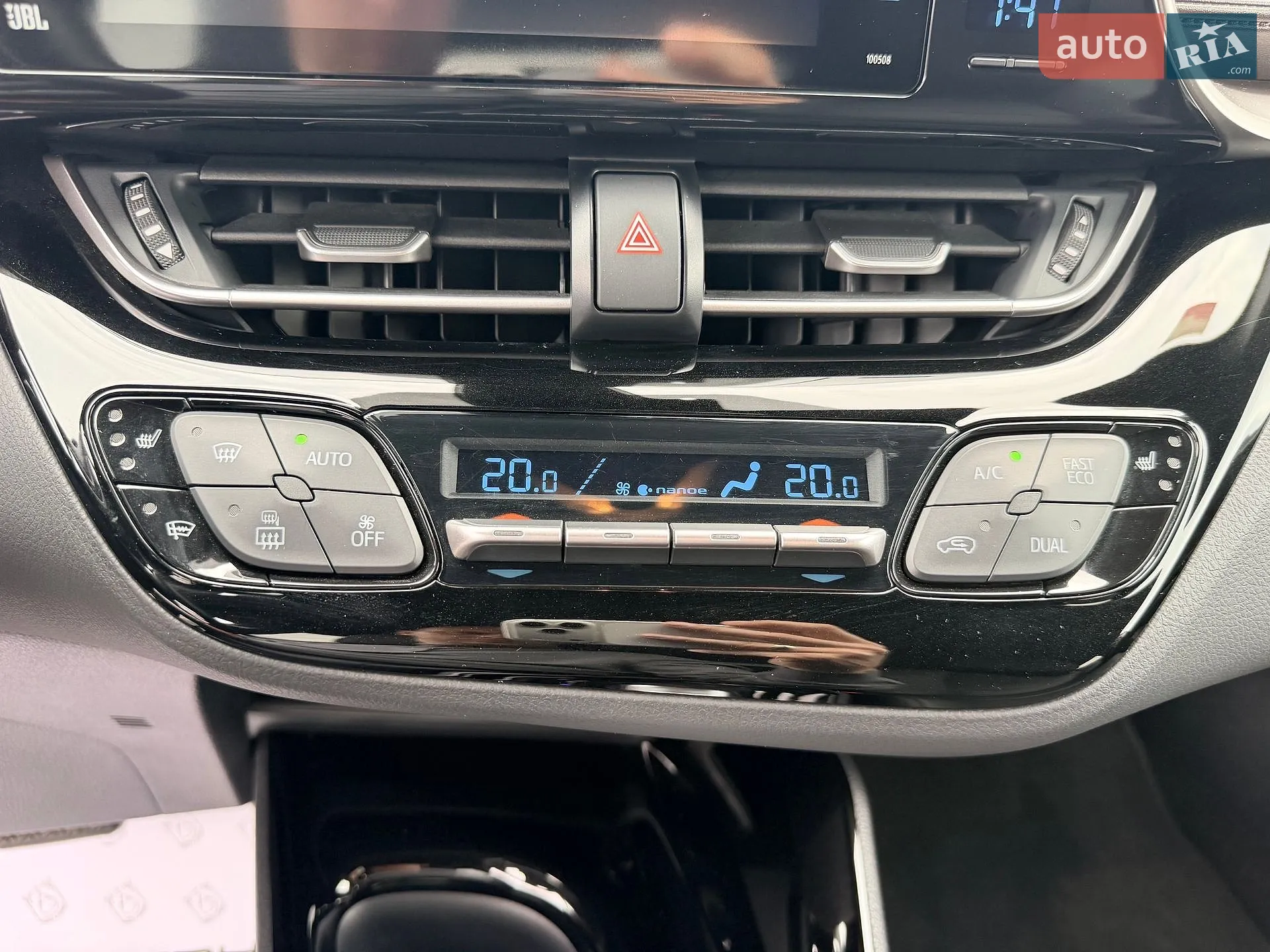 2019 Toyota C-HR - мініатюра 19