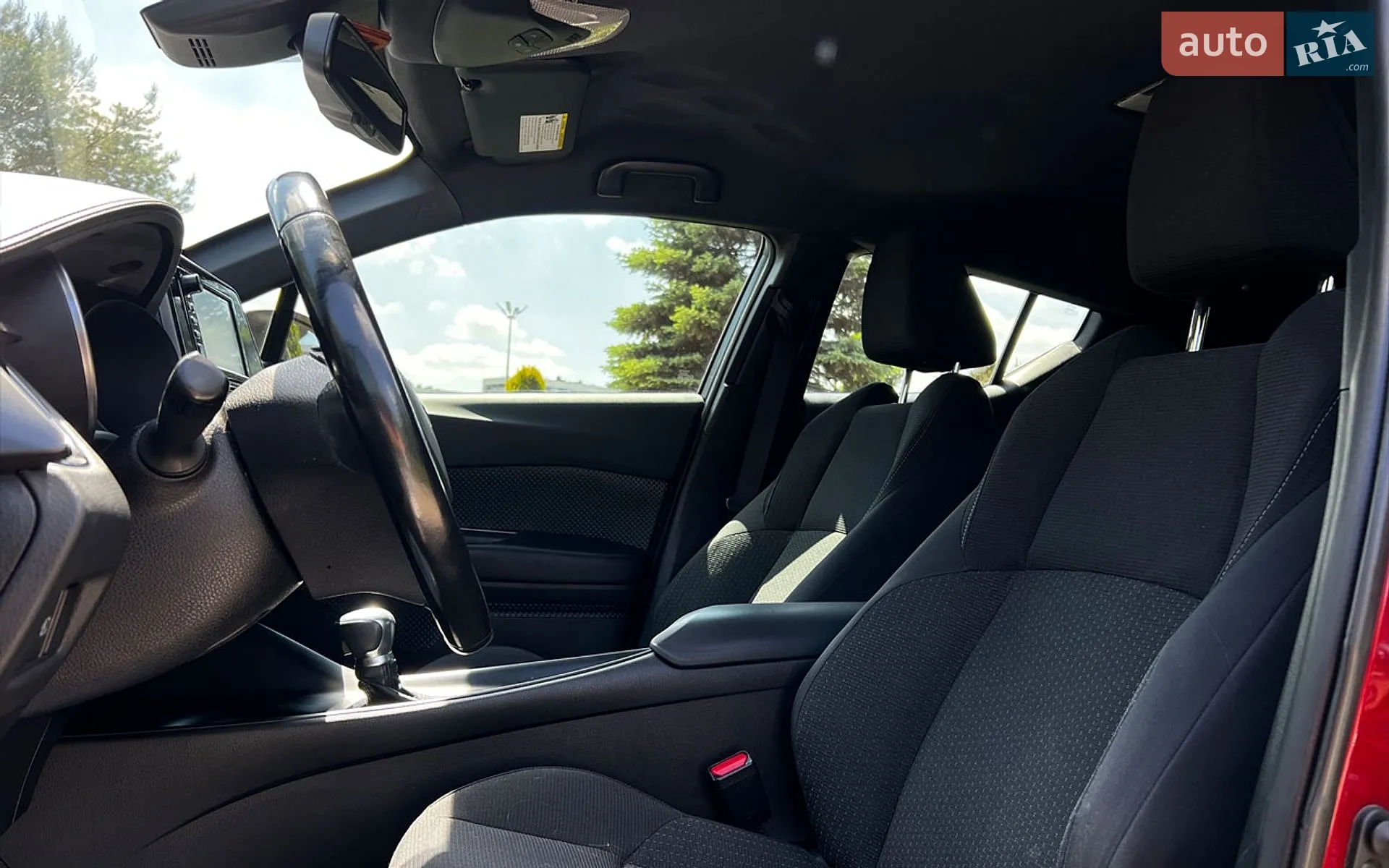 2017 Toyota C-HR - мініатюра 9
