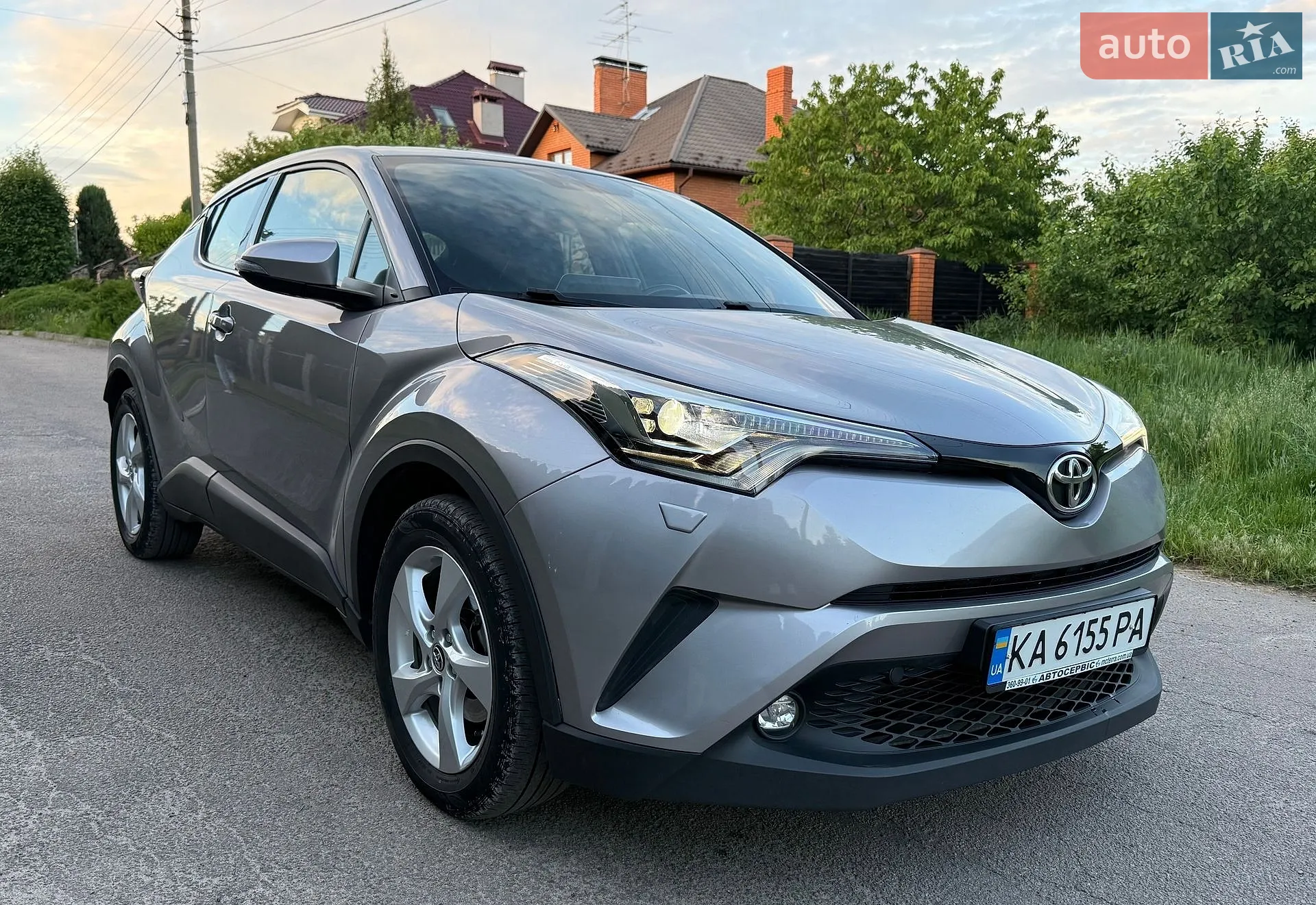 2017 Toyota C-HR - мініатюра 9