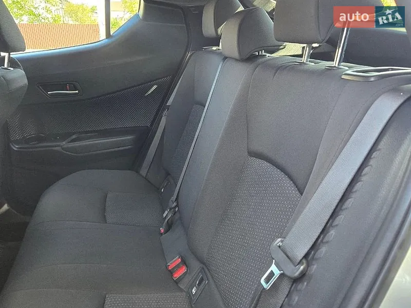 Toyota C-HR 2019 VIN NMTKZ4BX20R289734 фото оголошення 8 з 30