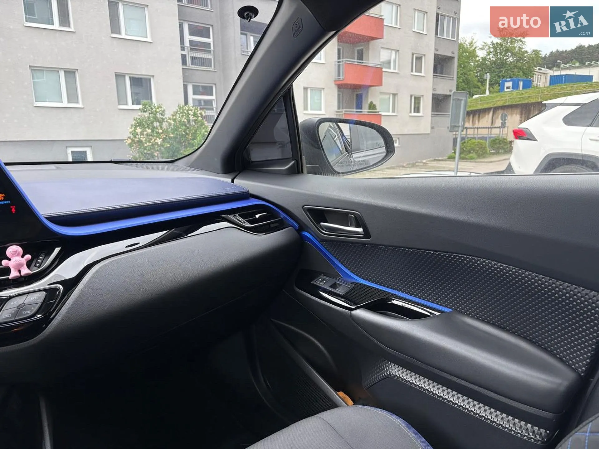 2021 Toyota C-HR - мініатюра 11
