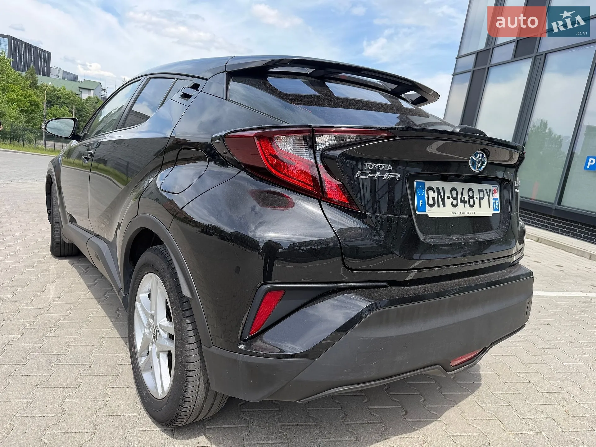 2023 Toyota C-HR - мініатюра 17