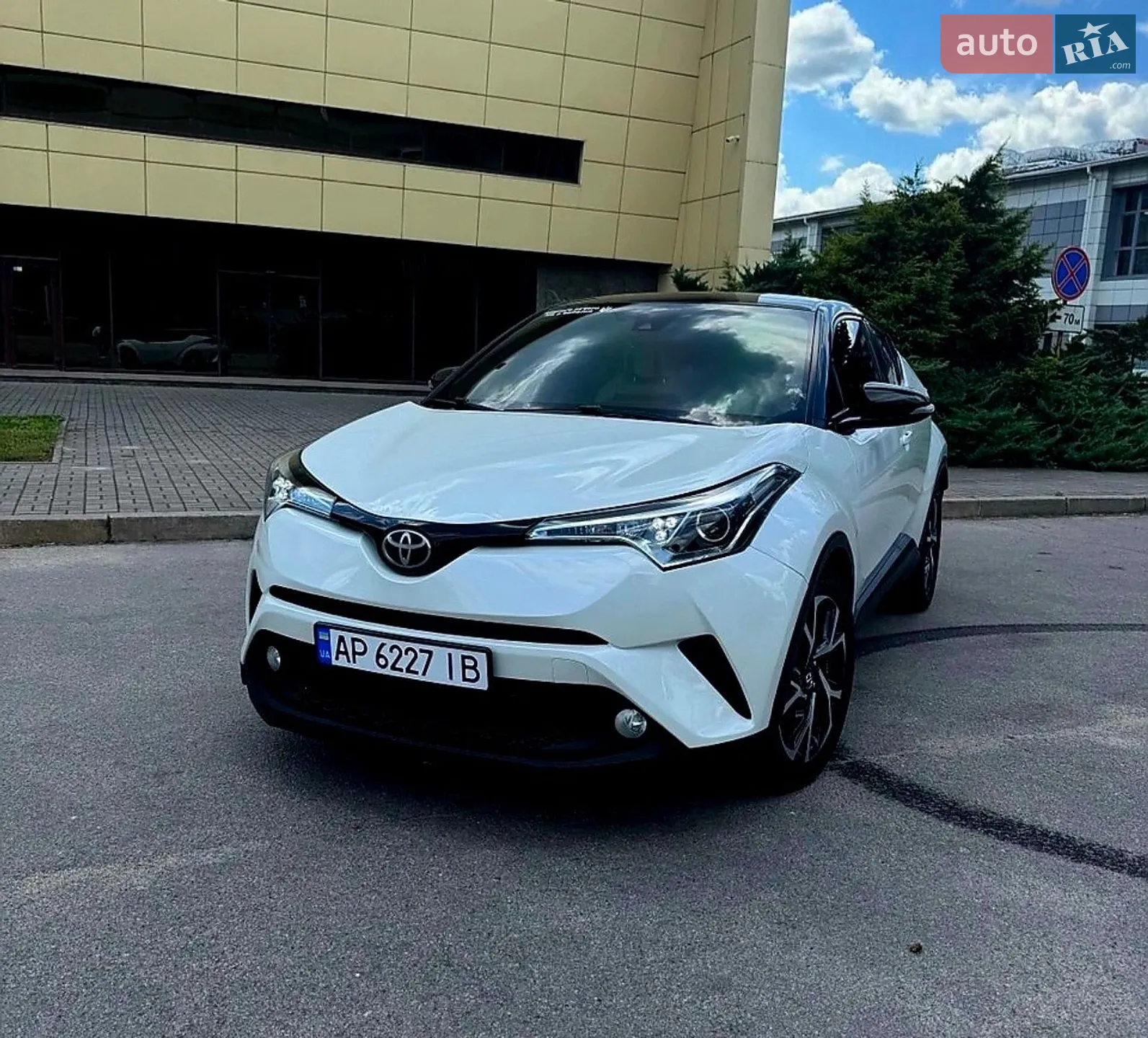 2017 Toyota C-HR - фото 1