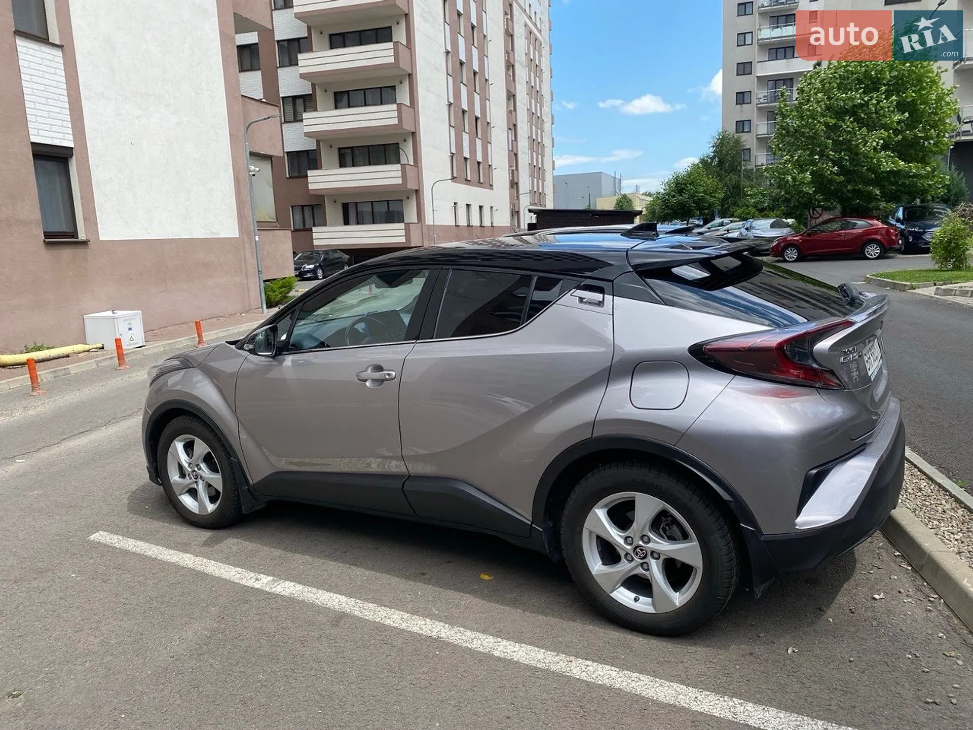 2017 Toyota C-HR - мініатюра 3