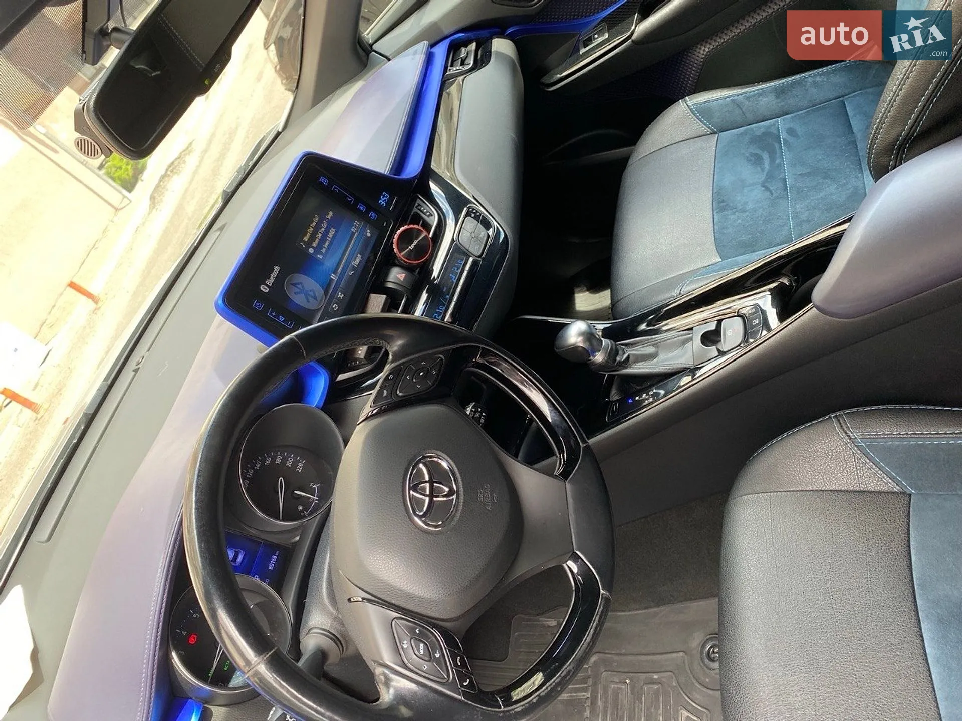 2017 Toyota C-HR - мініатюра 15