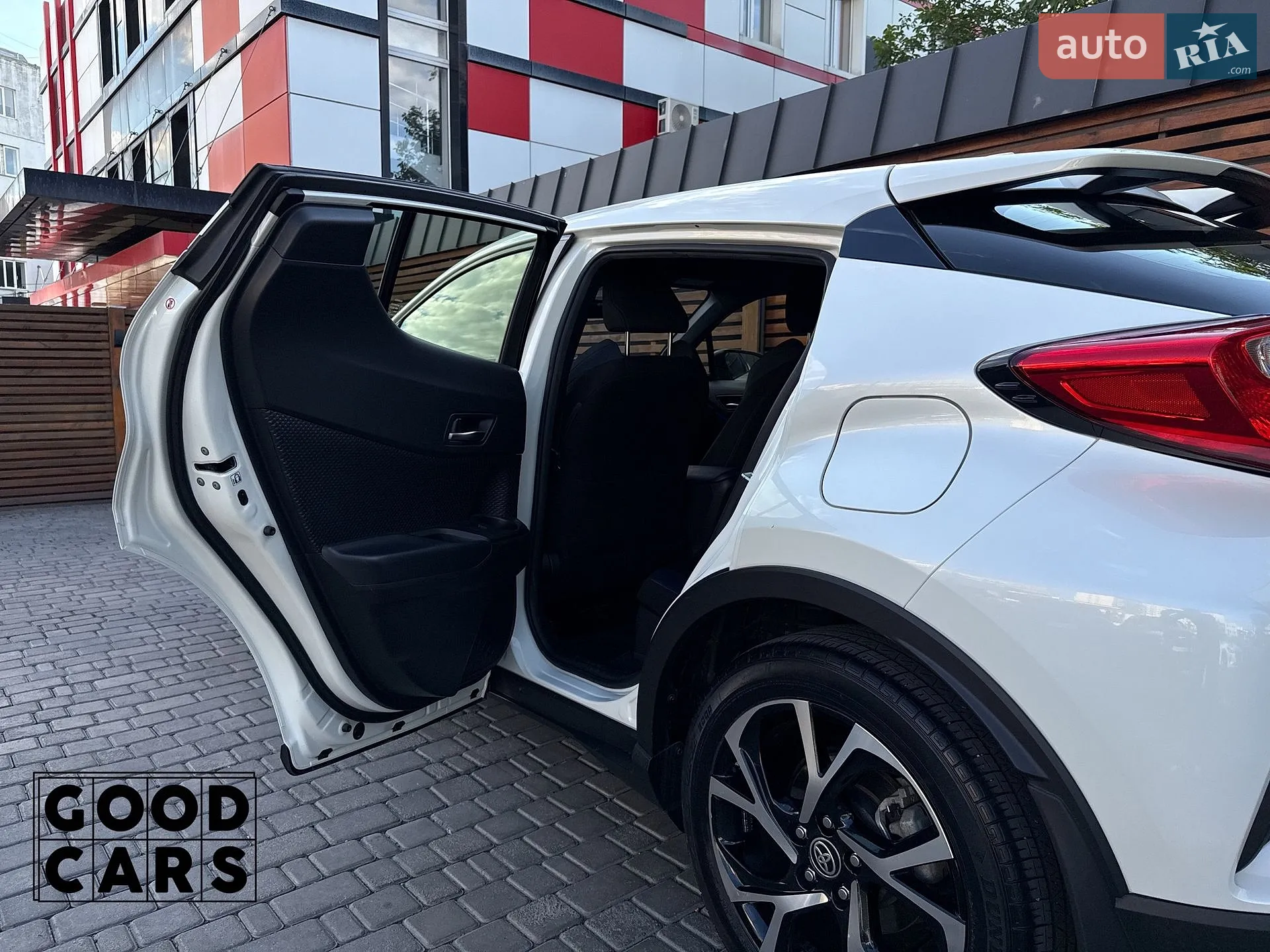 2019 Toyota C-HR - мініатюра 29