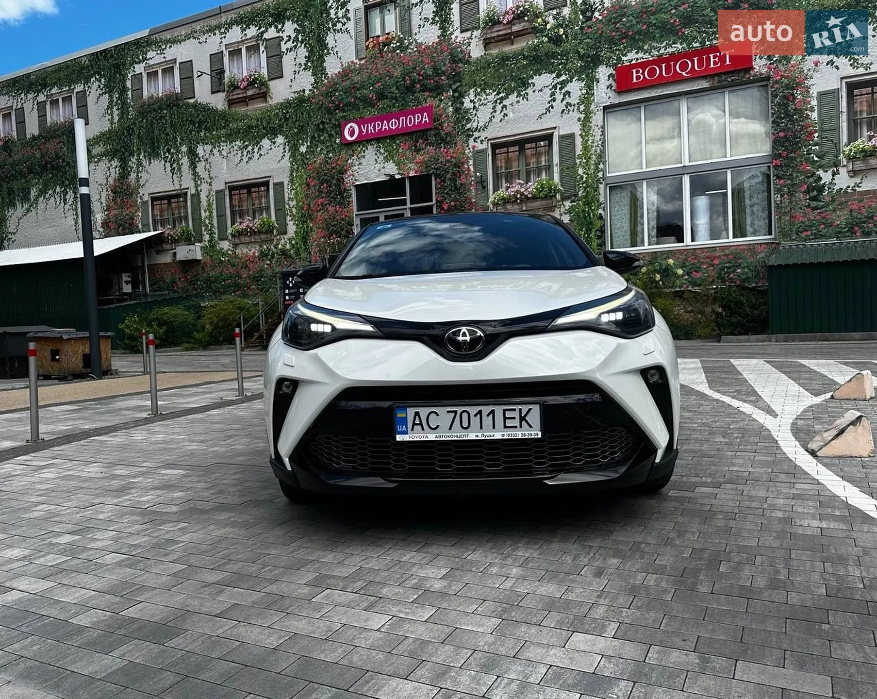 2021 Toyota C-HR - мініатюра 8