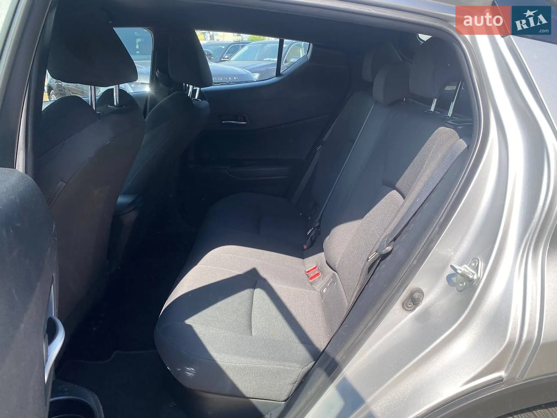 2019 Toyota C-HR - мініатюра 21