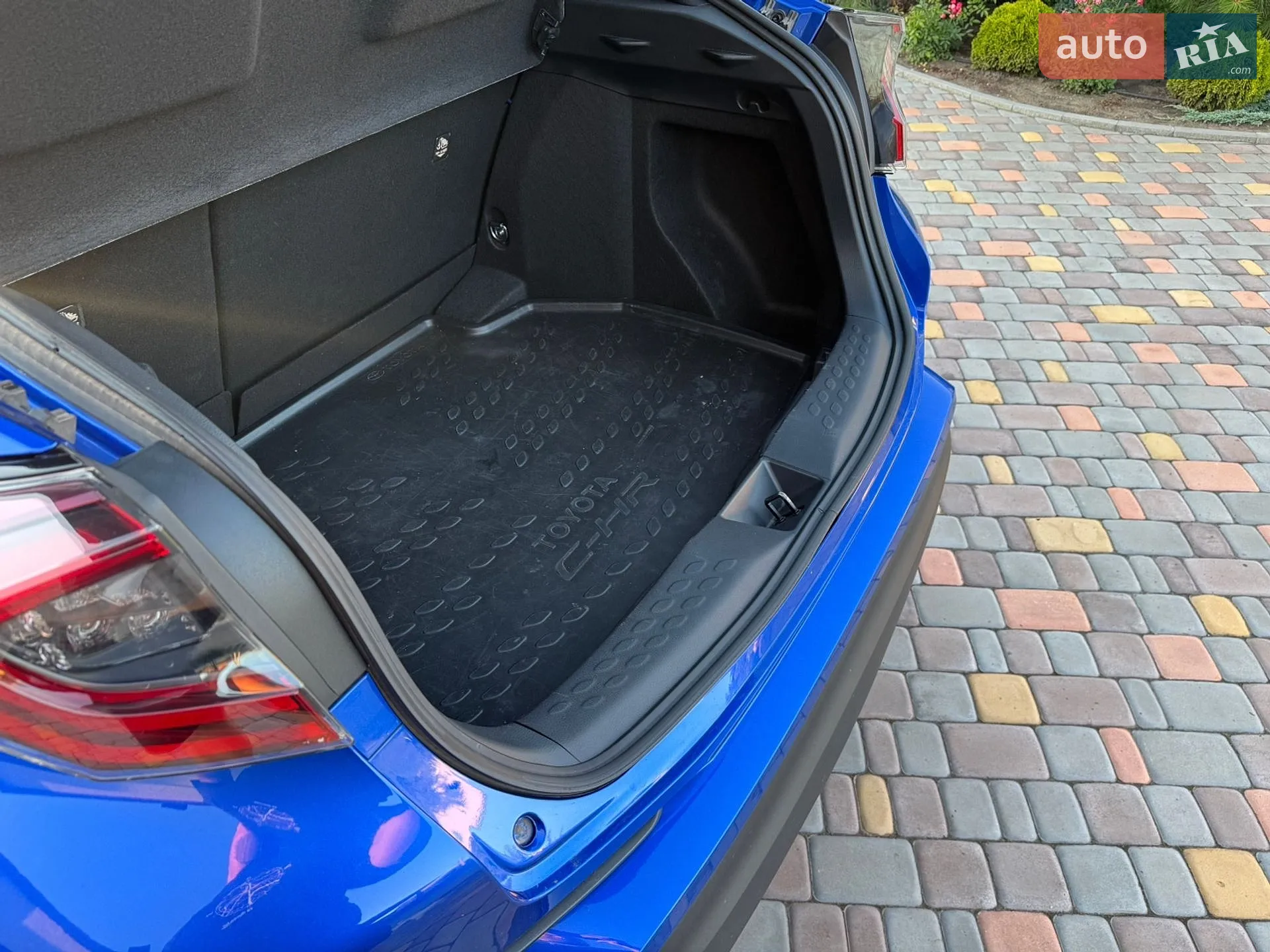 2019 Toyota C-HR - мініатюра 12