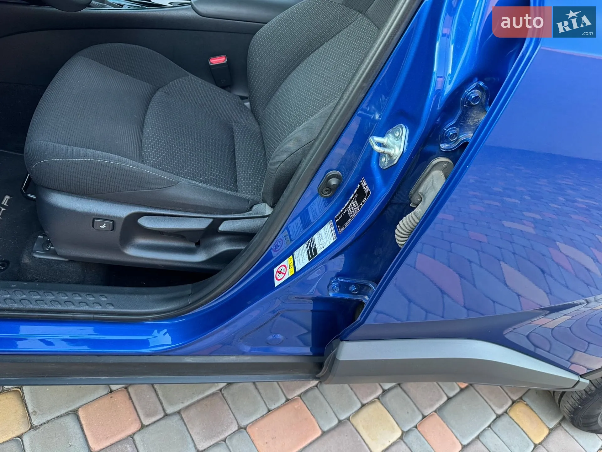 2019 Toyota C-HR - мініатюра 16