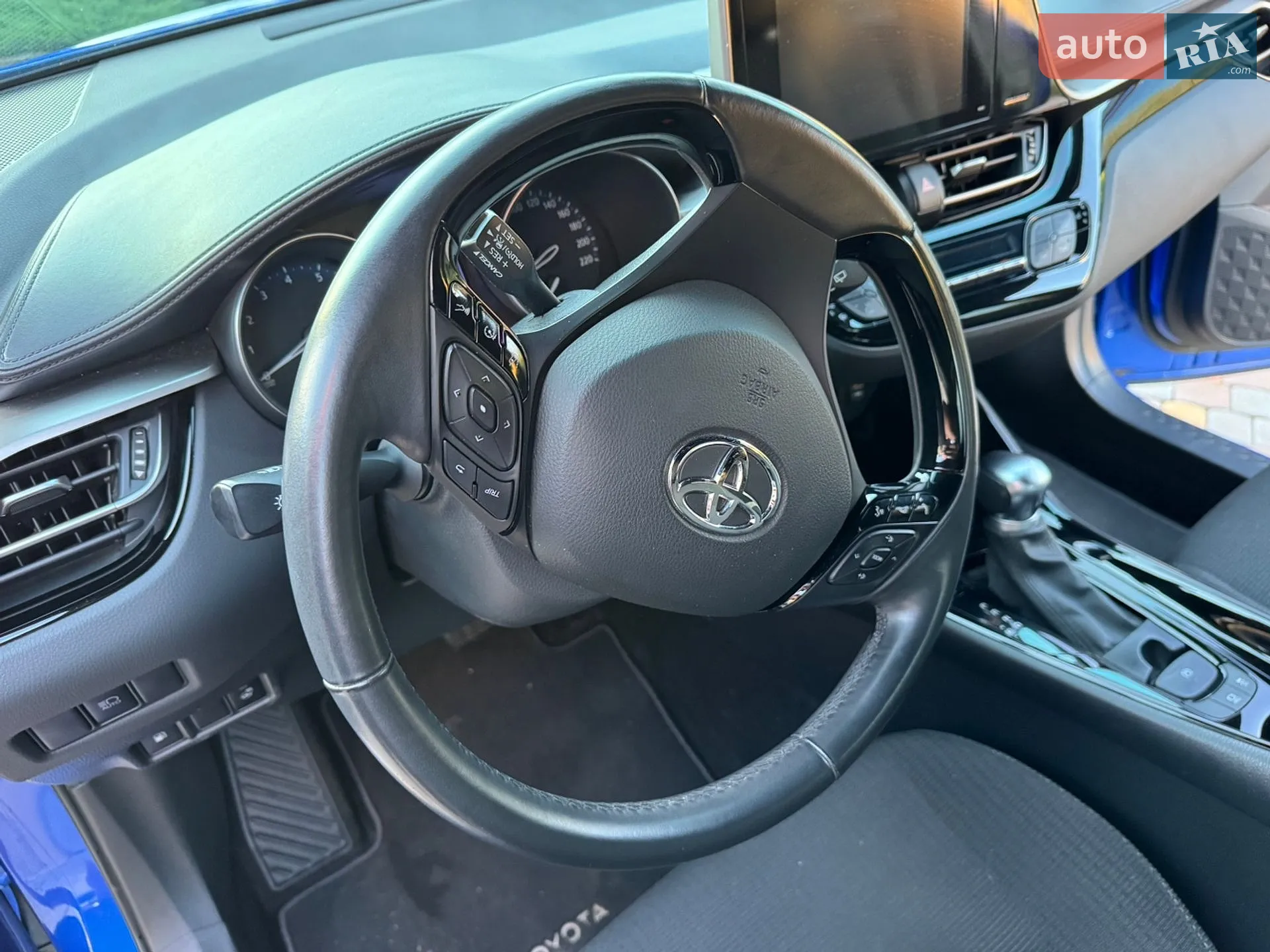 2019 Toyota C-HR - мініатюра 18