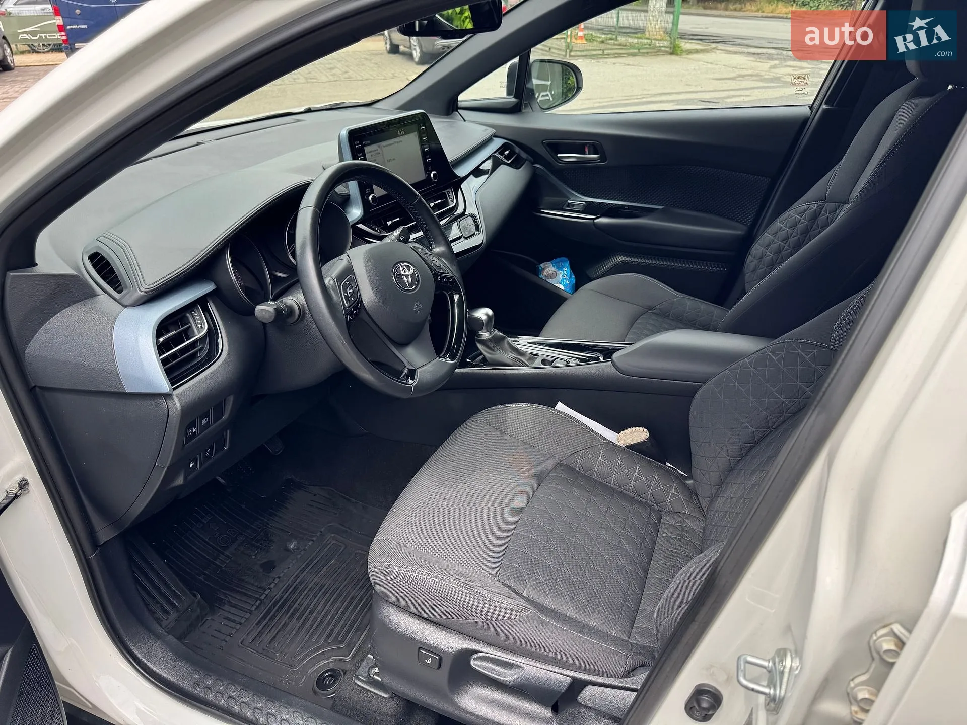 2021 Toyota C-HR - мініатюра 12