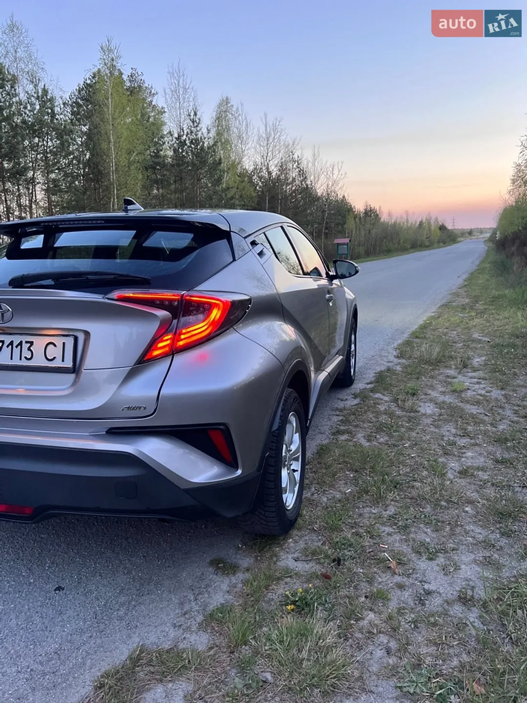 2016 Toyota C-HR - мініатюра 3