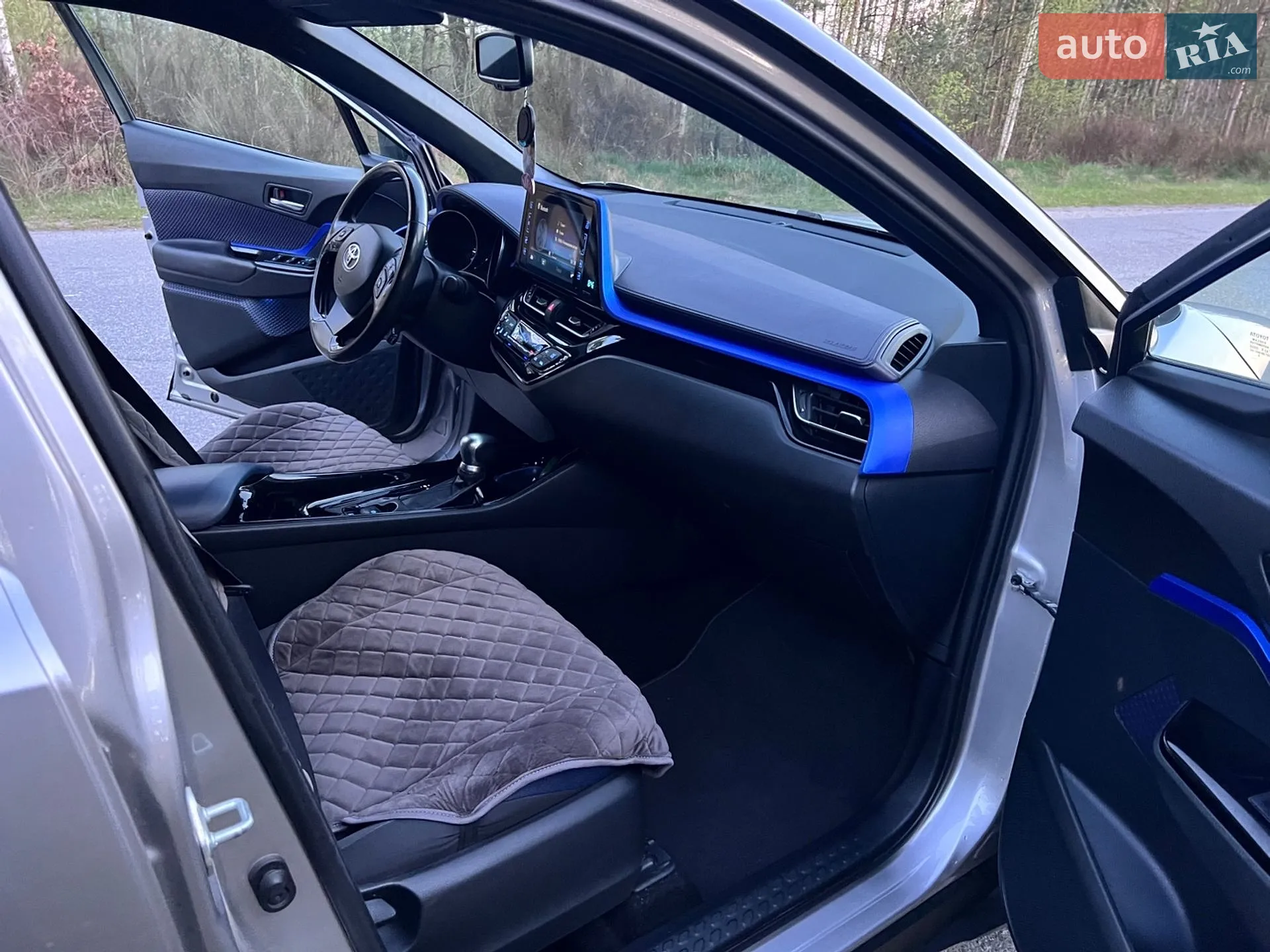 2016 Toyota C-HR - мініатюра 8