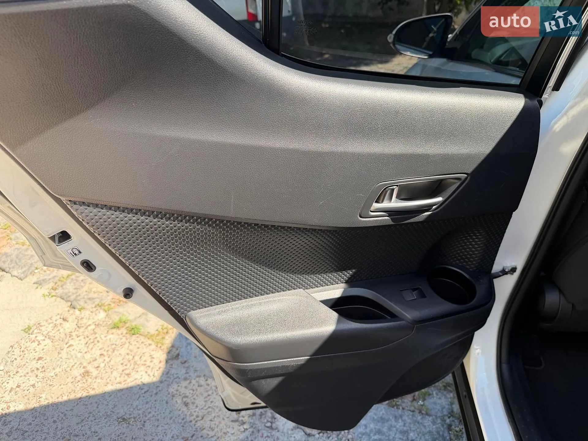 2020 Toyota C-HR - мініатюра 17