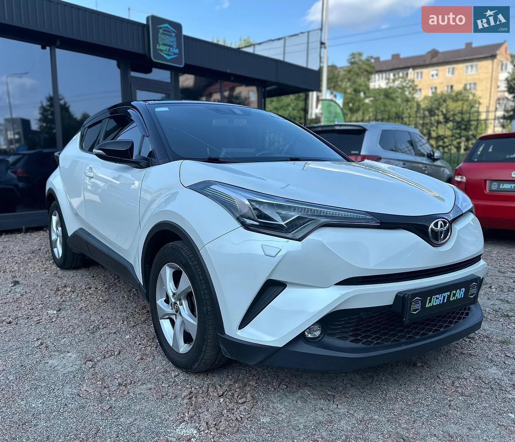 2017 Toyota C-HR - мініатюра 2