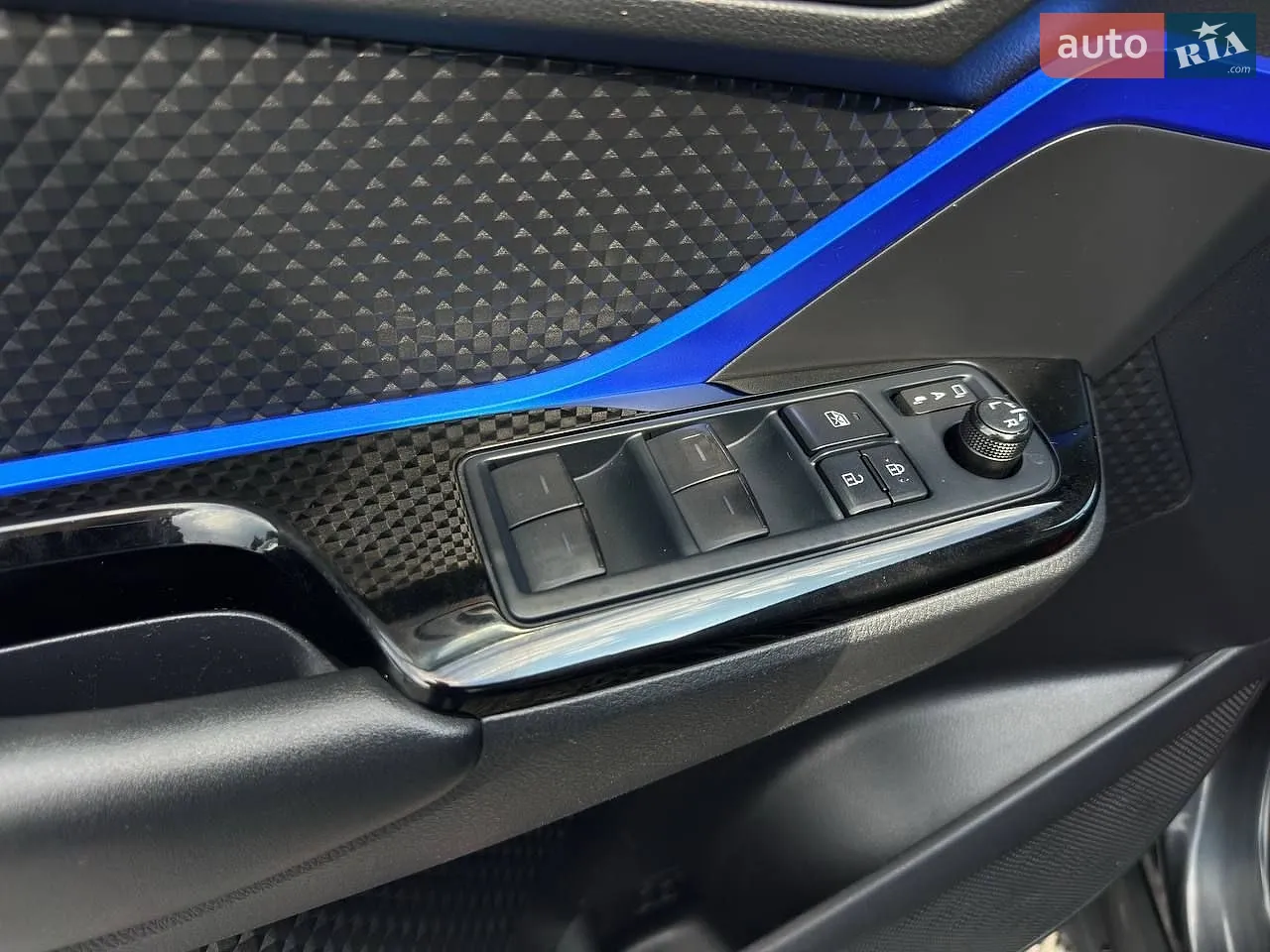 2021 Toyota C-HR - мініатюра 9
