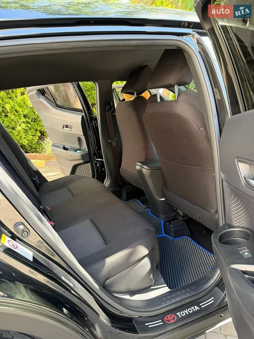 2019 Toyota C-HR - мініатюра 32