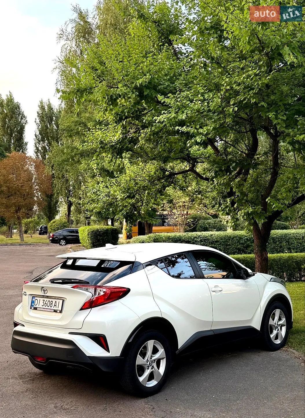 2019 Toyota C-HR - мініатюра 3