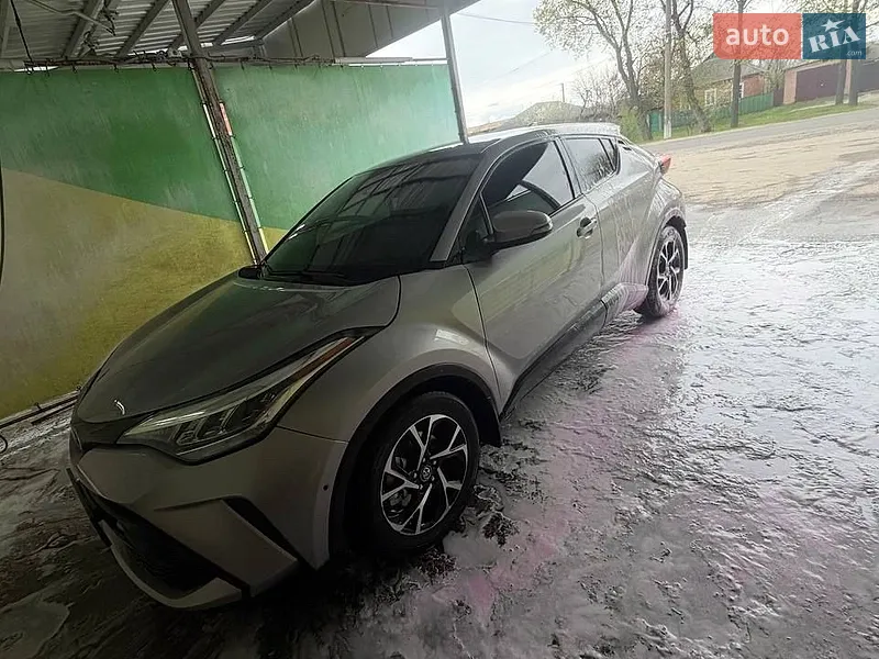 Toyota C-HR 2019