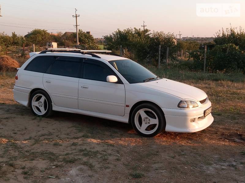Универсал Toyota Caldina 1998 в 